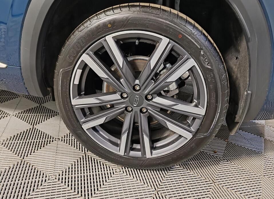 Geely Monjaro 2.0 AT (238 л.с.) 4WD