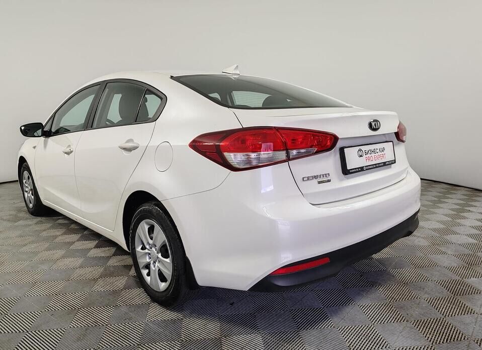 Kia Cerato, III Рестайлинг (Classic) 1.6 AT (130 л.с.)
