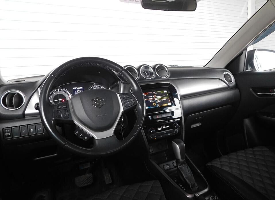 Suzuki Vitara, II Рестайлинг 1.6 AT (117 л.с.) 4WD