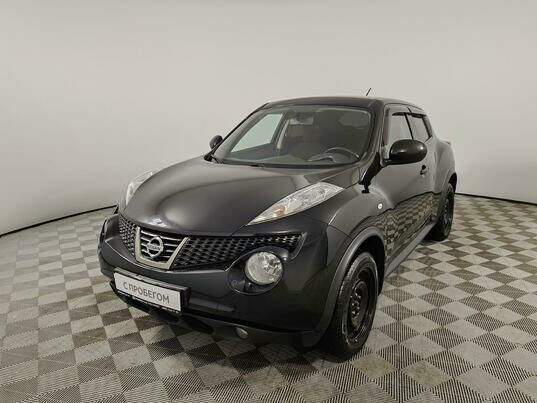 Nissan Juke SE