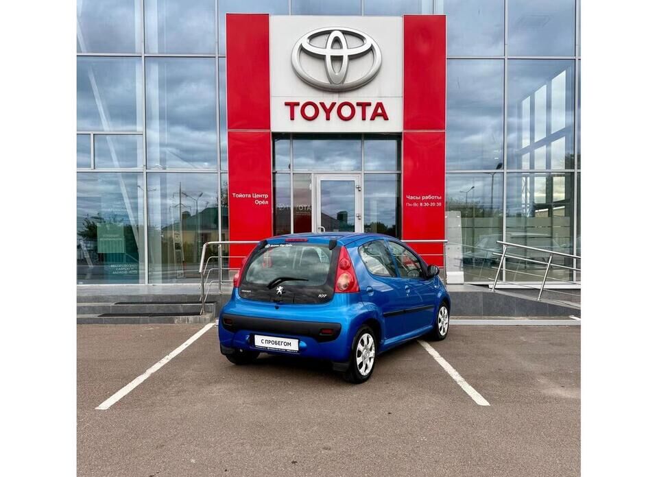 Peugeot 107, I Рестайлинг 1.0 AMT (68 л.с.)
