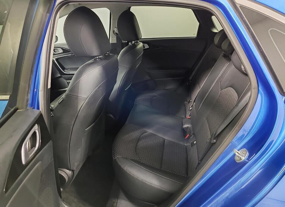 Kia Ceed, III 1.6 AT (128 л.с.)