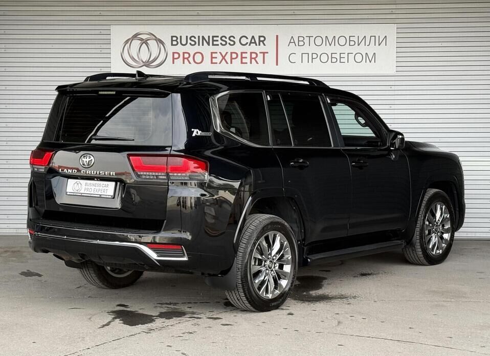 Toyota Land Cruiser, 300 Series 3.3d AT (299 л.с.) 4WD