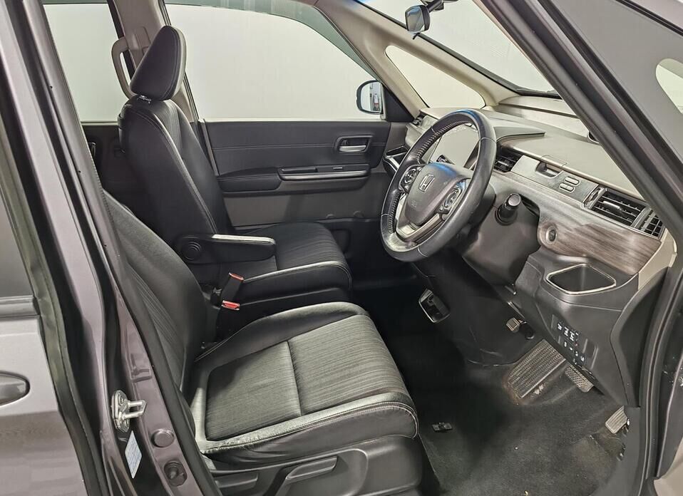 Honda Freed, II 1.5hyb AMT (110 л.с.)