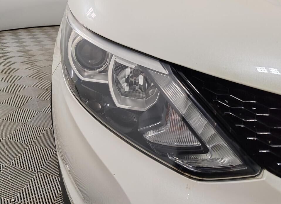 Nissan Qashqai, II 2.0 CVT (144 л.с.) 4WD