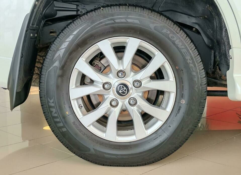 Toyota Land Cruiser 4.5d AT (249 л.с.) 4WD