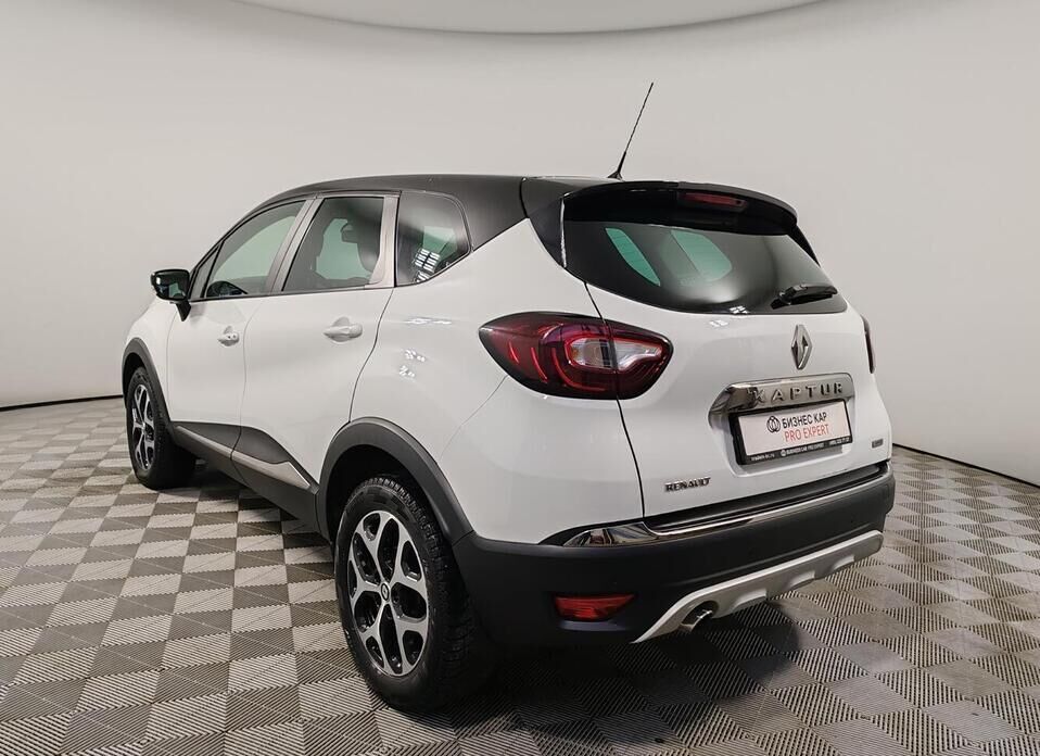 Renault Kaptur, I 2.0 MT (143 л.с.) 4WD