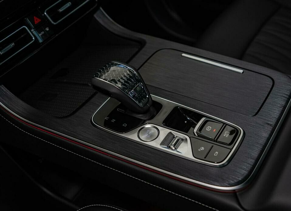 GAC GS8 2.0 AT (231 л.с.) 4WD
