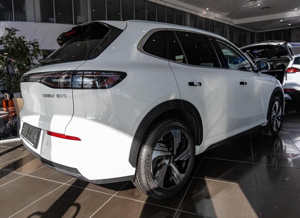 Geely EX5 Electro AT (160 кВт)