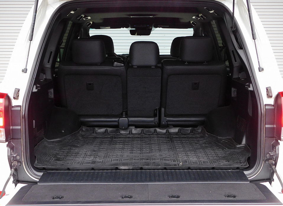 Toyota Land Cruiser, 200 Series Рестайлинг 2 4.6 AT (309 л.с.) 4WD