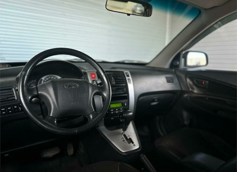 Hyundai Tucson 2.0 AT (140 л.с.) 4WD
