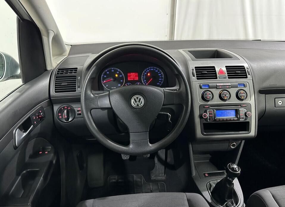 Volkswagen Touran, I Рестайлинг 1.6 MT (102 л.с.)