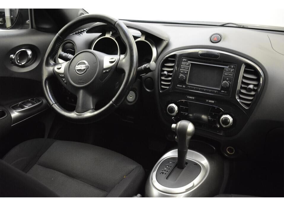 Nissan Juke 1.6 CVT (117 л.с.)