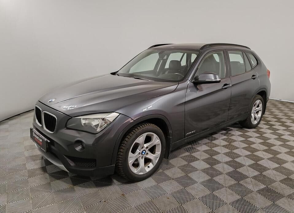 BMW X1, I (E84) Рестайлинг 20i 2.0 AT (184 л.с.) 4WD
