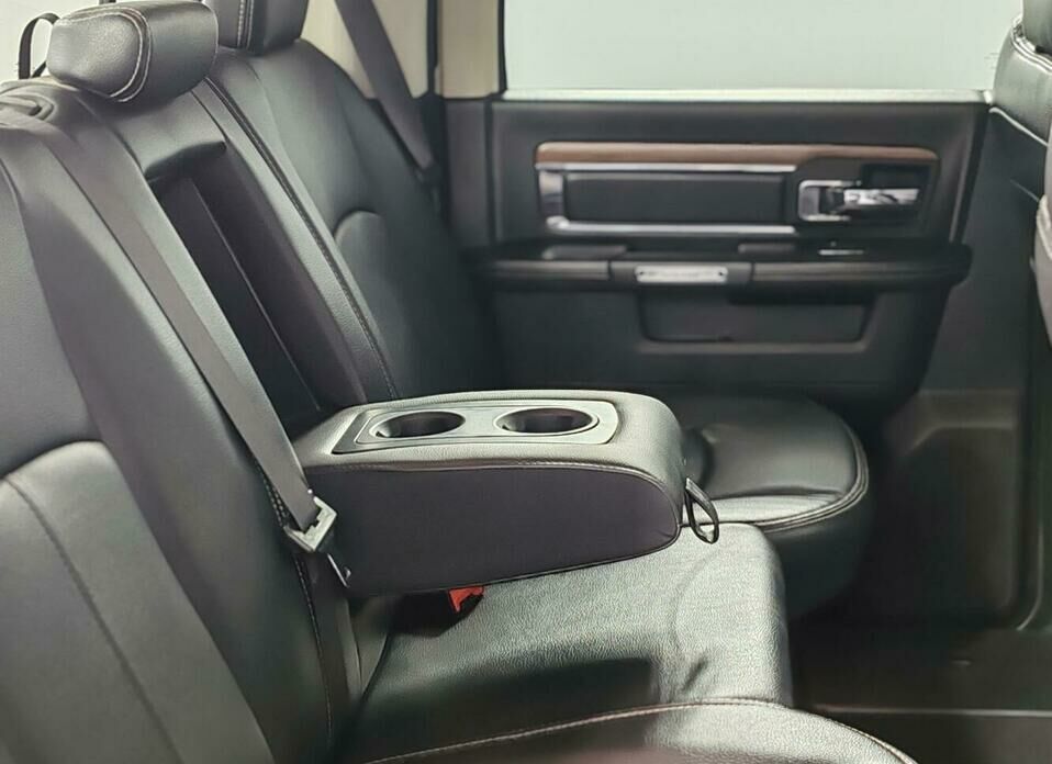 Dodge RAM 3.0d AT (240 л.с.) 4WD