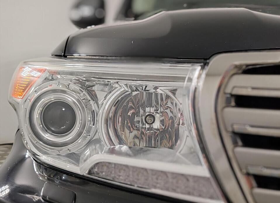 Toyota Land Cruiser, 200 Series Рестайлинг 1 4.5d AT (235 л.с.) 4WD