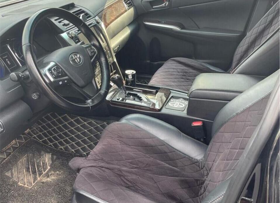 Toyota Camry 3.5 AT (249 л.с.)