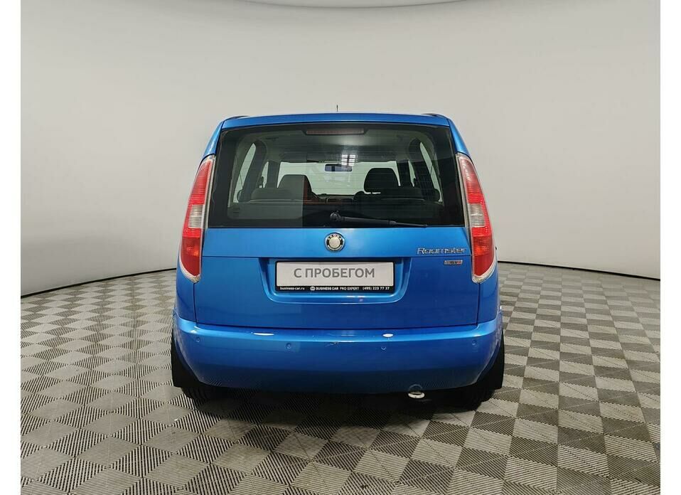 Skoda Roomster 1.6 AT (105 л.с.)