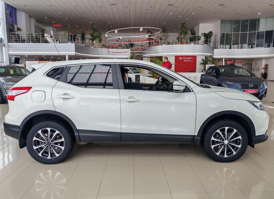 Nissan Qashqai, II 2.0 CVT (144 л.с.)