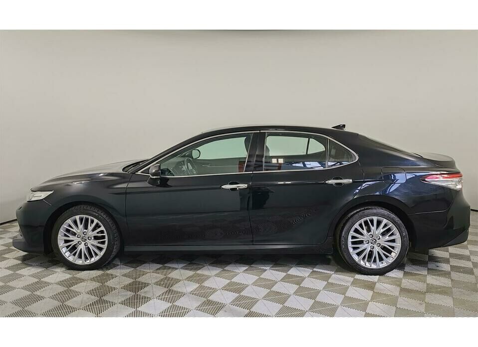 Toyota Camry 3.5 AT (249 л.с.)