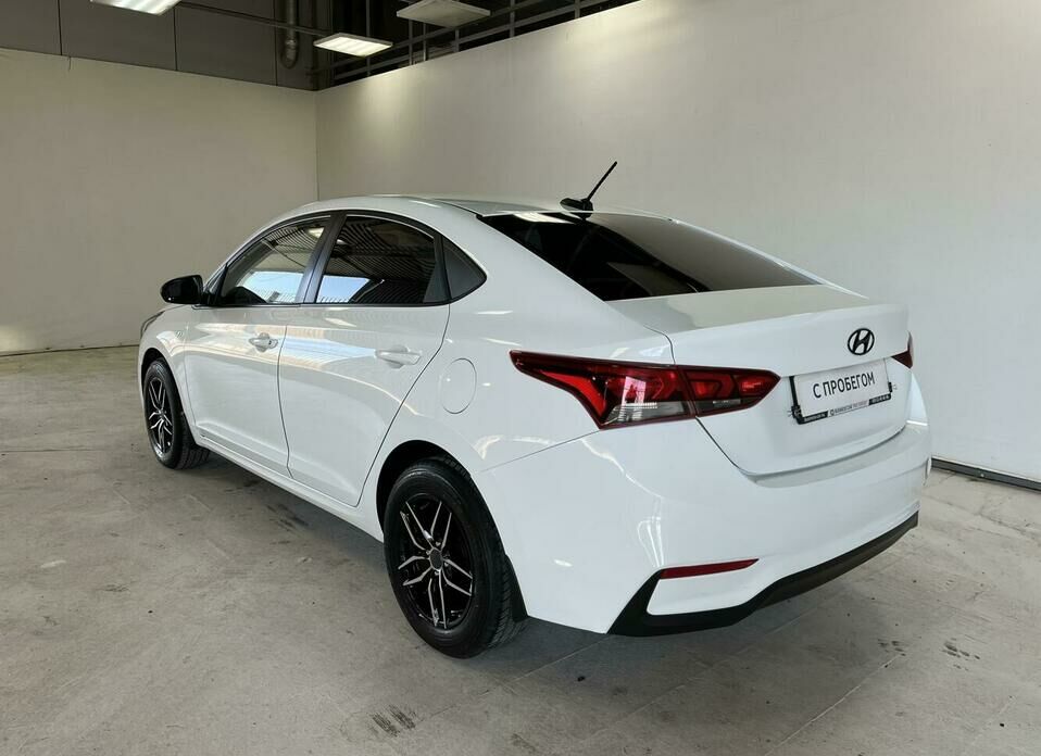 Hyundai Solaris 1.6 AT (123 л.с.)