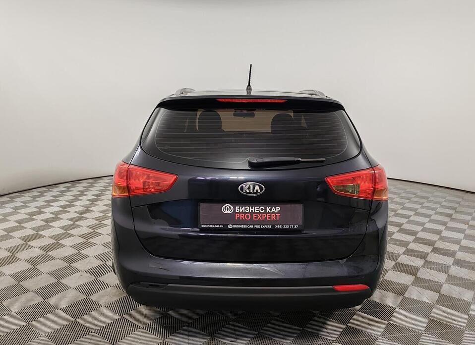 Kia Ceed, II Рестайлинг 1.6 AT (130 л.с.)