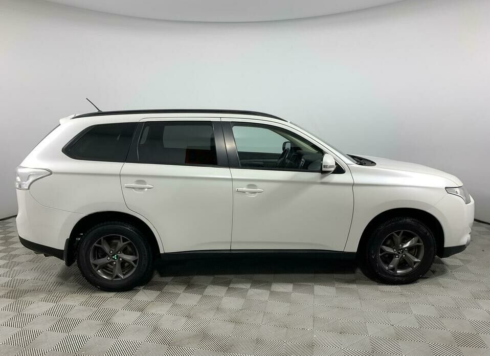 Mitsubishi Outlander 2.0 CVT (146 л.с.) 4WD