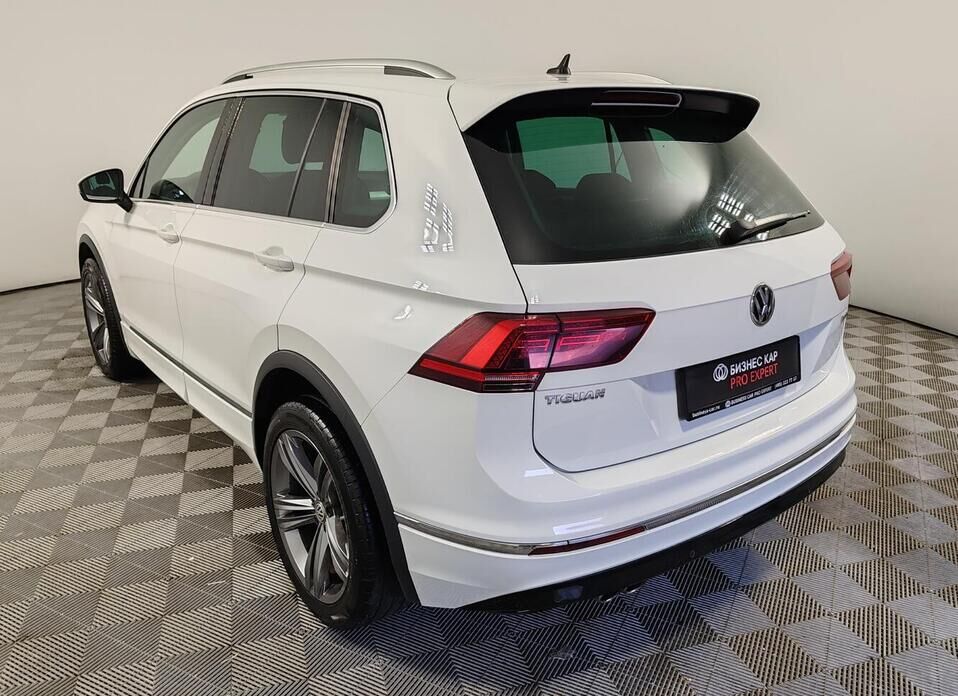 Volkswagen Tiguan, II 2.0 AMT (180 л.с.) 4WD