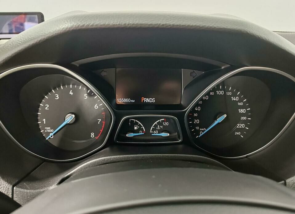 Ford Focus 1.6 AMT (105 л.с.)