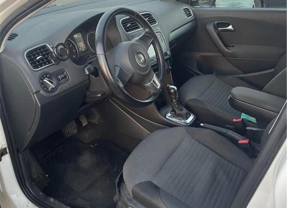 Volkswagen Polo 1.2 AMT (105 л.с.)