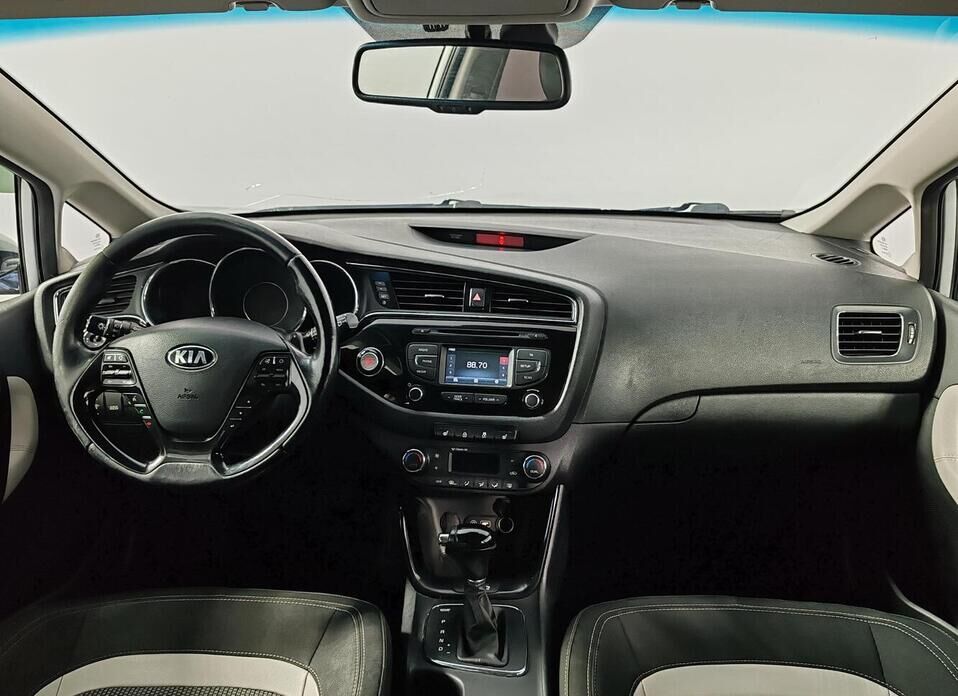 Kia Ceed, II Рестайлинг 1.6 AMT (135 л.с.)