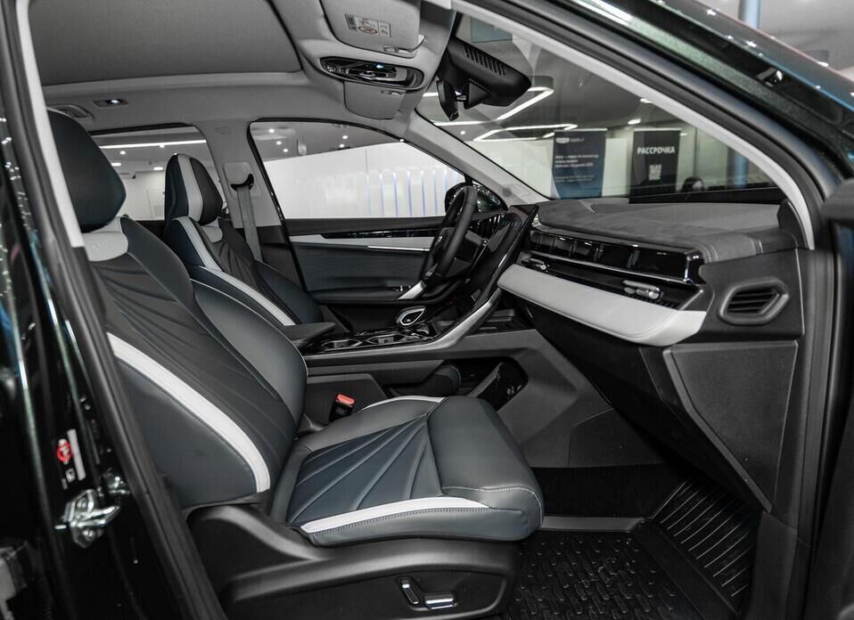 Geely Atlas, II 2.0 AT (200 л.с.) 4WD