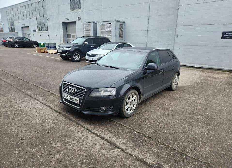 Audi A3, II (8P) Рестайлинг 2 1.4 AMT (125 л.с.)