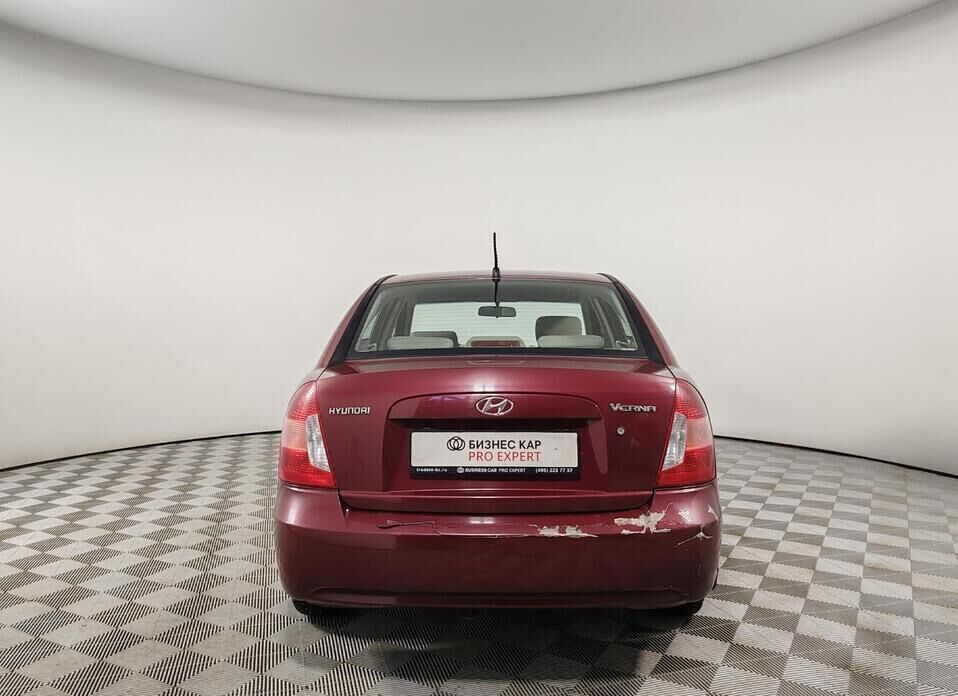 Hyundai Verna, II 1.4 AT (97 л.с.)