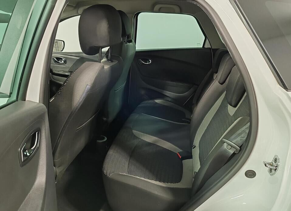 Renault Kaptur, I 2.0 MT (143 л.с.) 4WD