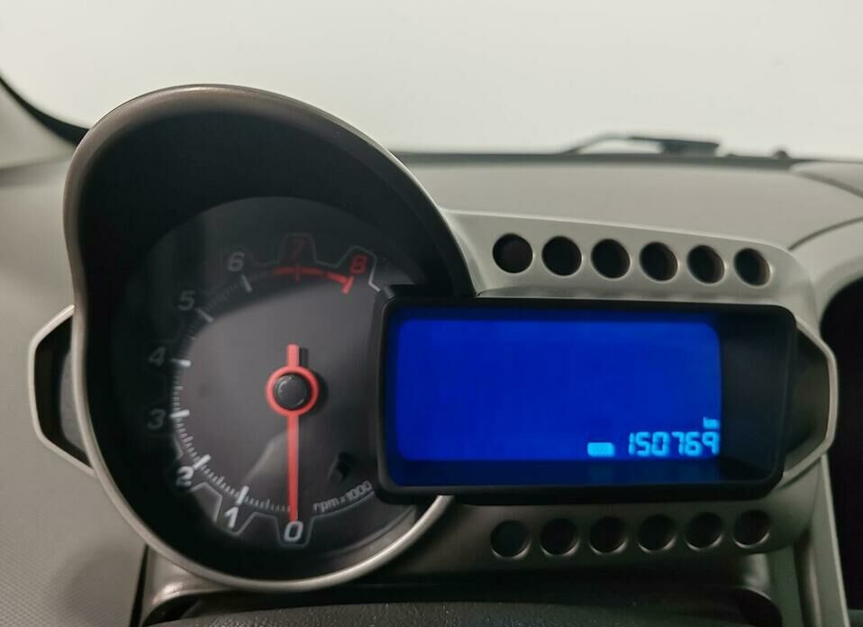 Chevrolet Aveo 1.6 AT (115 л.с.)