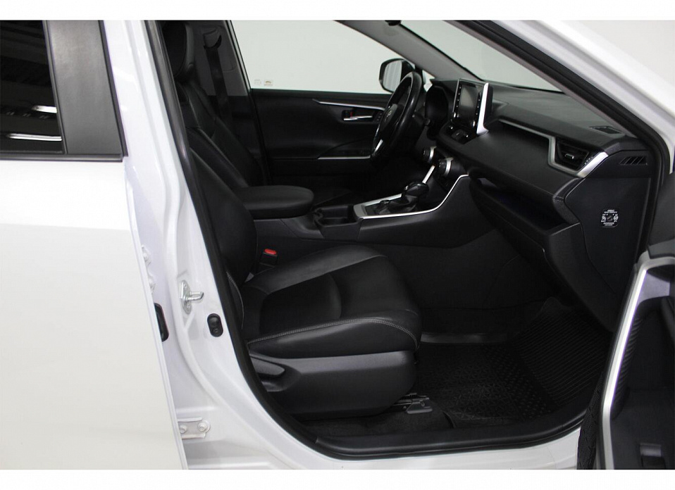 Toyota RAV4, V (XA50) 2.5 AT (199 л.с.) 4WD