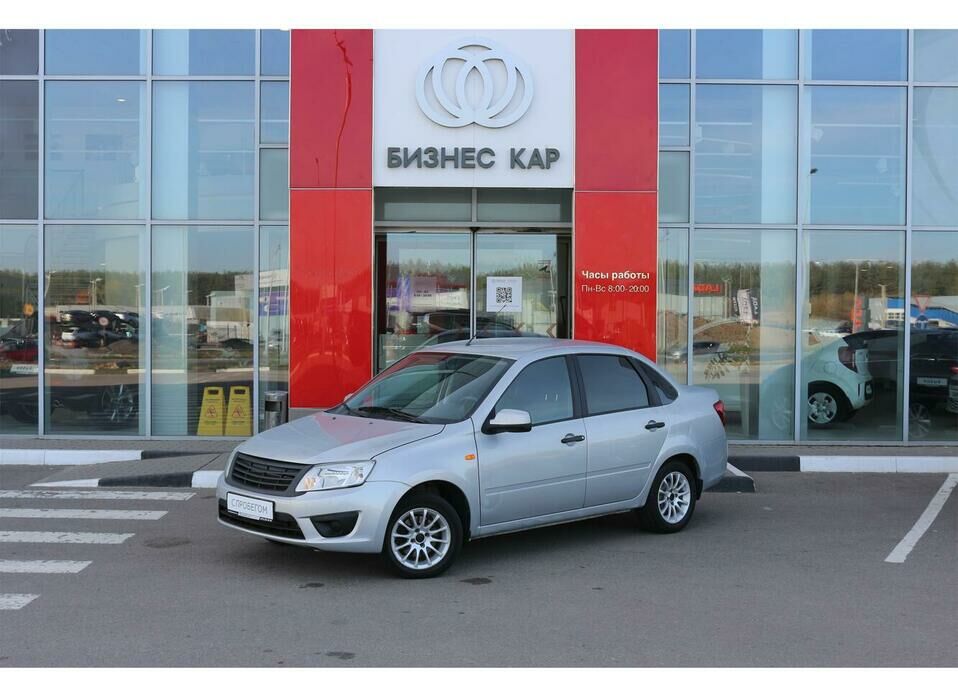 LADA (ВАЗ) Granta 1.6 MT (87 л.с.)