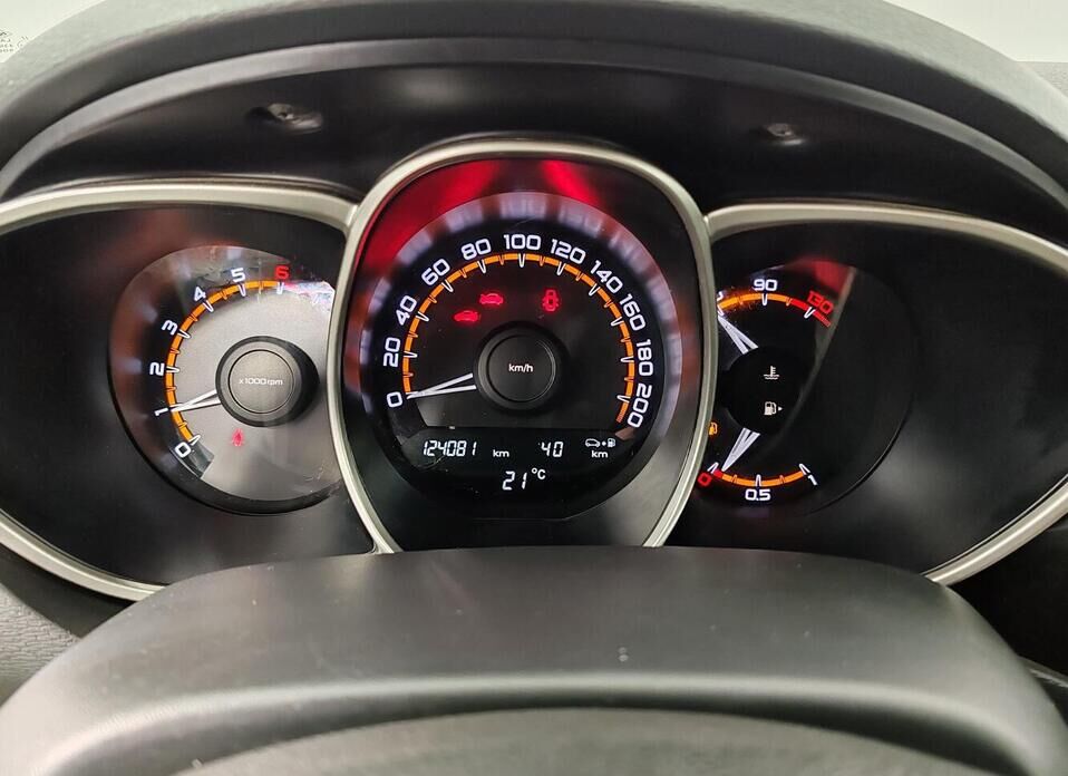 LADA (ВАЗ) Vesta, I 1.8 MT (122 л.с.)