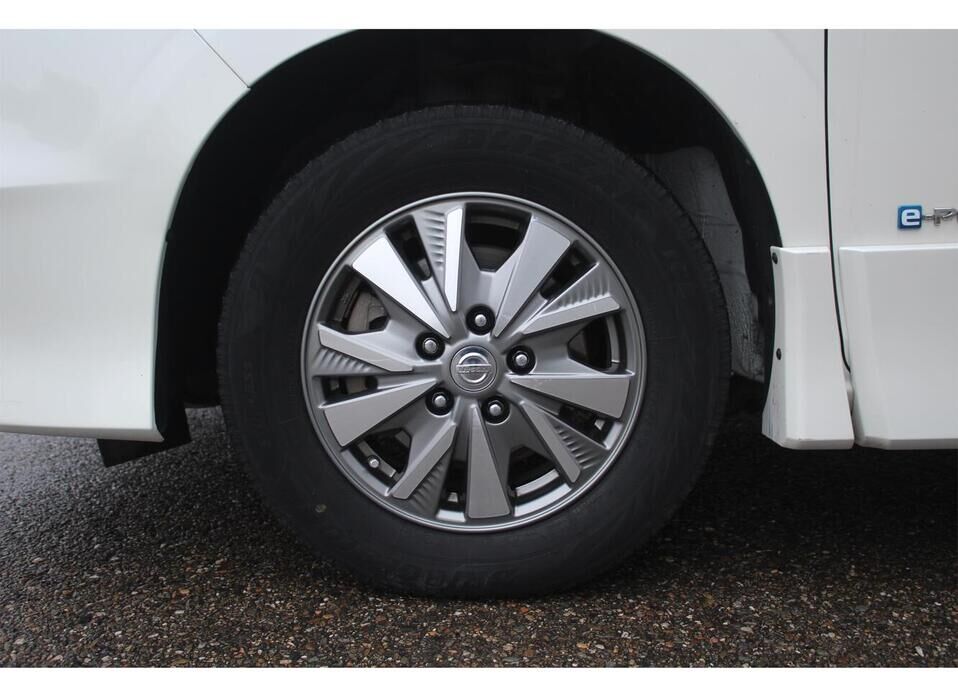 Nissan Serena, V (C27) 1.2hyb AT (136 л.с.)