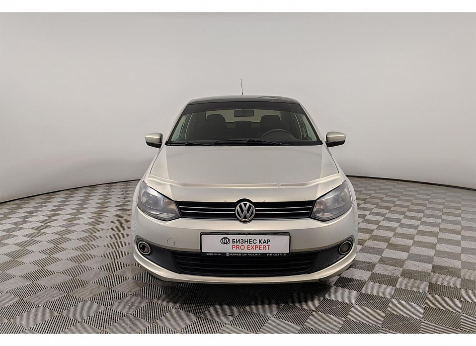 Volkswagen Polo, V 1.6 MT (105 л.с.)
