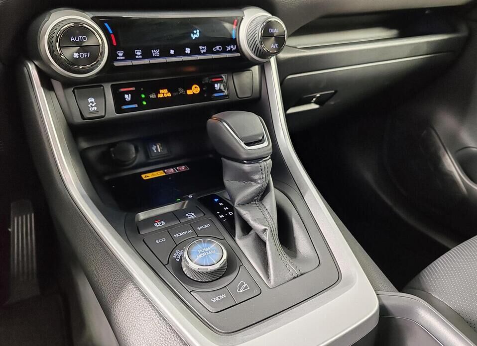 Toyota RAV4, V (XA50) 2.0 CVT (173 л.с.) 4WD