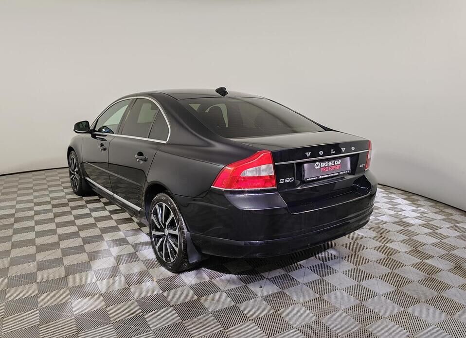 Volvo S80, II Рестайлинг 2.5 AT (231 л.с.)