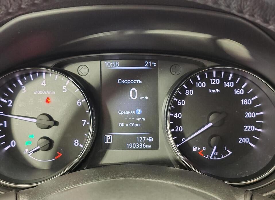 Nissan Qashqai, II Рестайлинг 2.0 CVT (144 л.с.) 4WD