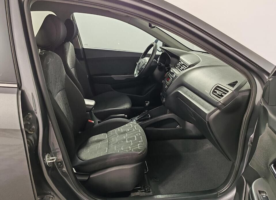 Kia Rio, III Рестайлинг 1.6 AT (123 л.с.)