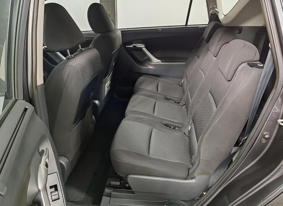 Toyota Verso, I 1.8 CVT (147 л.с.)