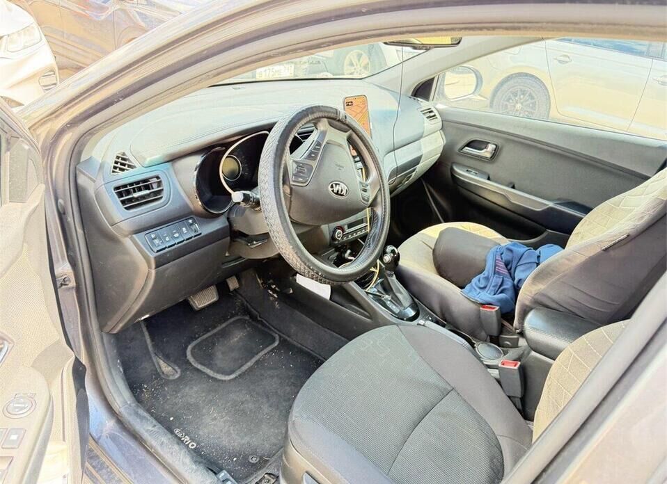 Kia Rio, III Рестайлинг 1.6 AT (123 л.с.)