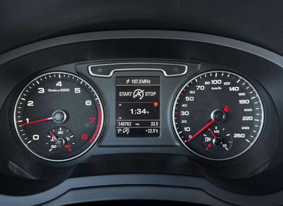 Audi Q3, I (8U) 2.0 AMT (170 л.с.) 4WD