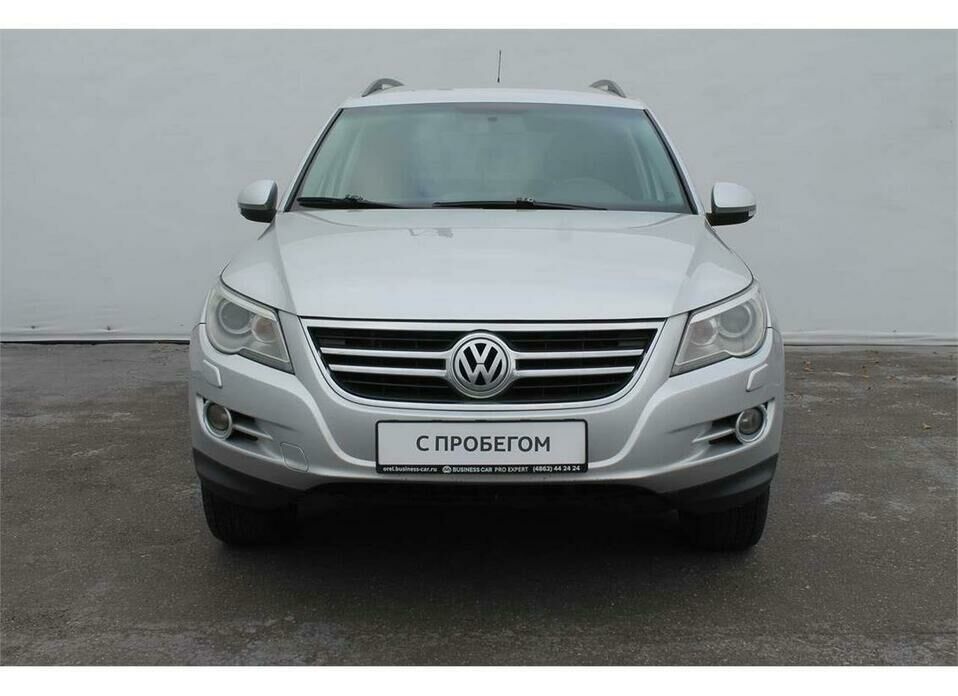 Volkswagen Tiguan 2.0d AT (140 л.с.) 4WD