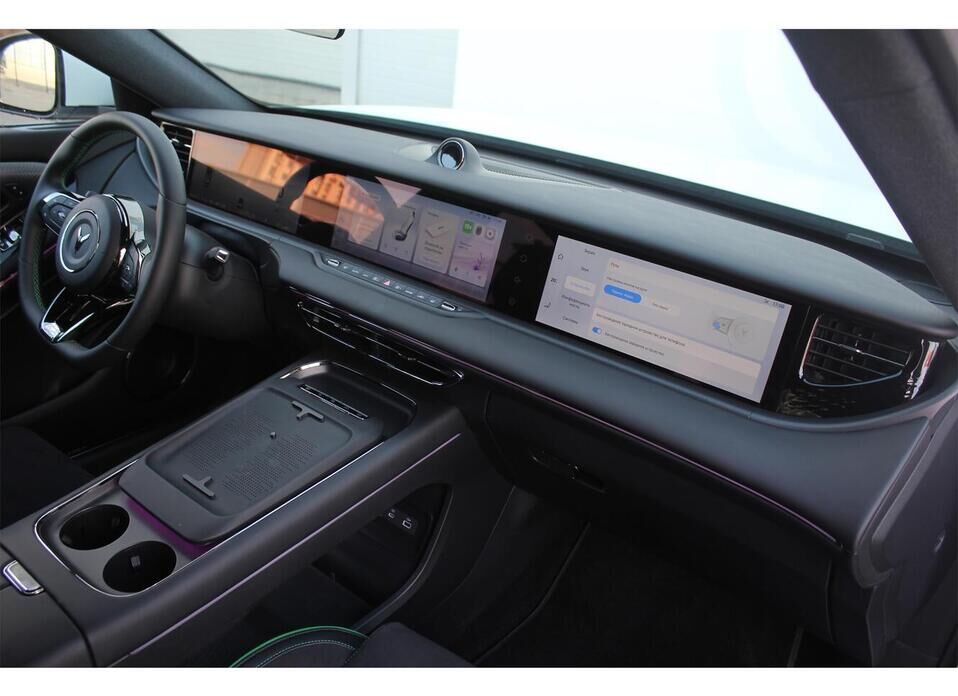 Voyah Free, I Рестайлинг 1.5hyb AT (490 л.с.) 4WD